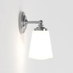 Anton vegglampe for baderom IP44