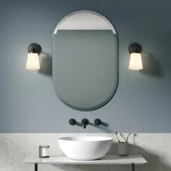 Anton vegglampe for baderom IP44