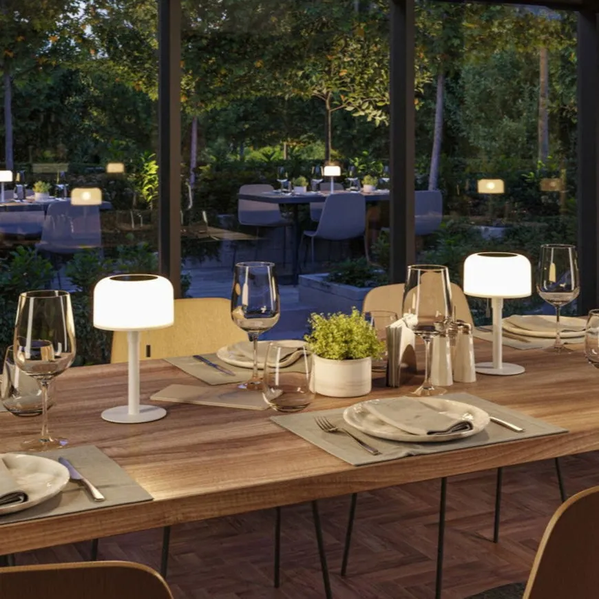 Bartja bordlampe oppladbar via USB eller solcelle 2700 Kelvin IP44