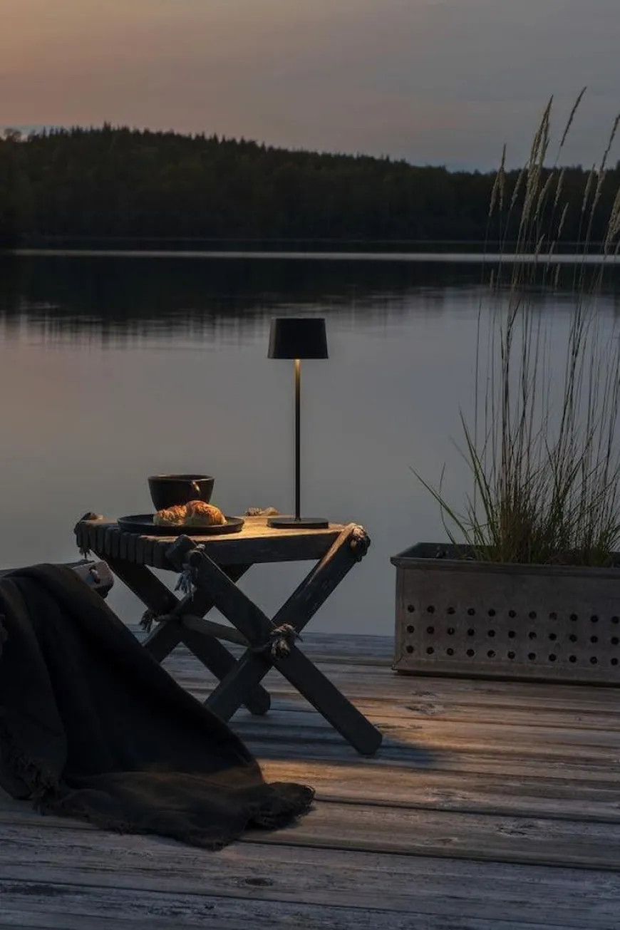 Capri bordlampe oppladbar utendørs IP54 - Svart