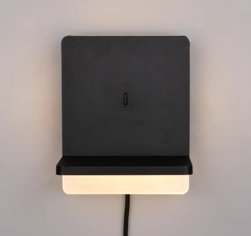 Fairfield vegglampe 9W 3000 Kelvin med USB - 3-step dim
