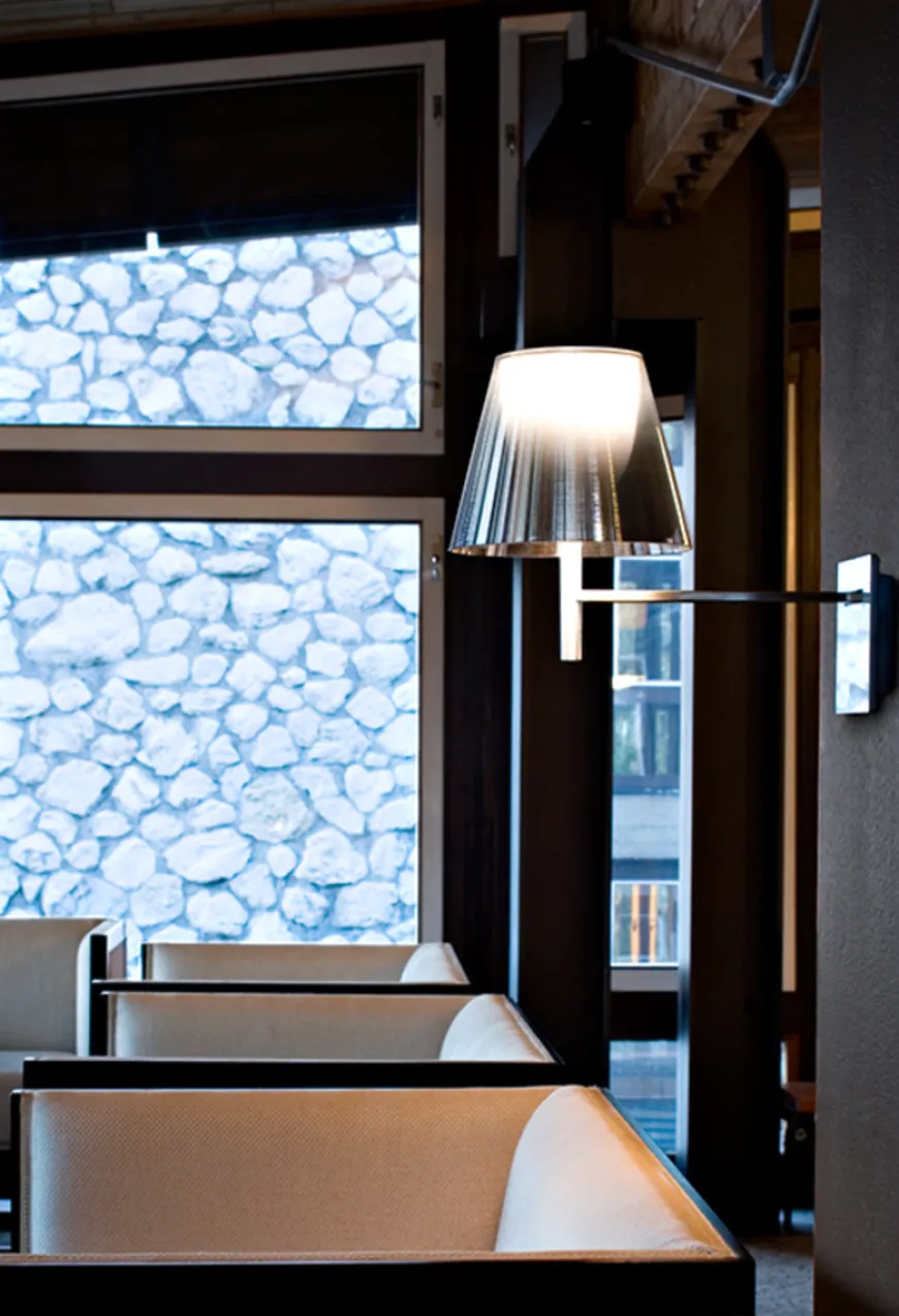 Flos K Tribe vegglampe