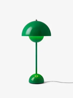 Flowerpot VP3 bordlampe