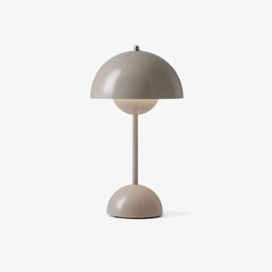 Flowerpot VP9 bærbar bordlampe