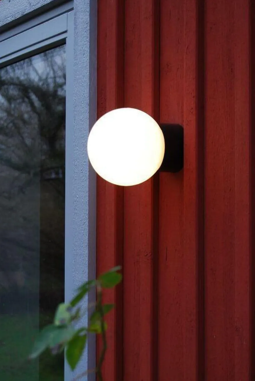Ifø Classic Glob 150 taklampe IP54