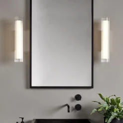 Io 420 vegglampe IP44 - Krom