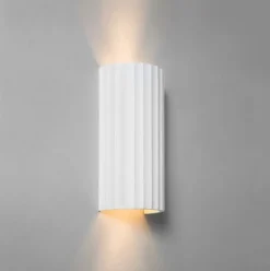 Kymi 300 vegglampe