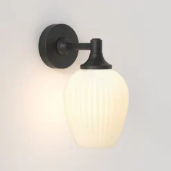 Liberty vegglampe for baderom IP44
