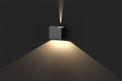 Lillesand vegglampe opp/ned utendørs justerbar lysvinkel IP65 10W 3000K - Svart