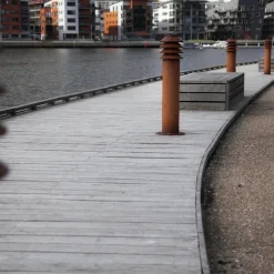 Louis Poulsen Bysted Pullert Mast F/Nedgraving - Corten