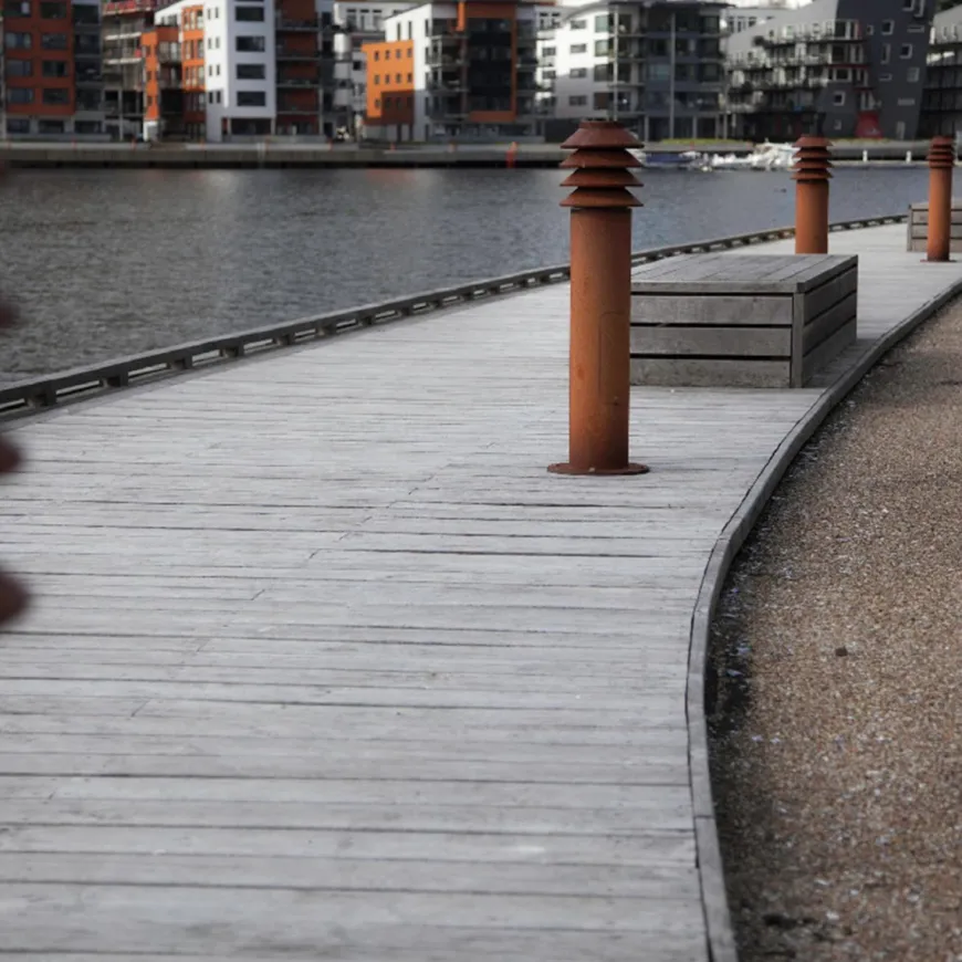 Louis Poulsen Bysted Pullert Mast F/Nedgraving - Corten