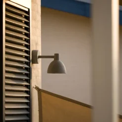 Louis Poulsen Toldbod utendørs vegglampe 15