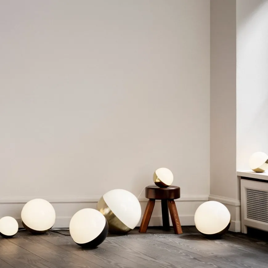 Louis Poulsen VL Studio 320 bord / gulv