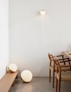 Louis Poulsen VL Studio Vegglampe Messing u/ledning - Messing
