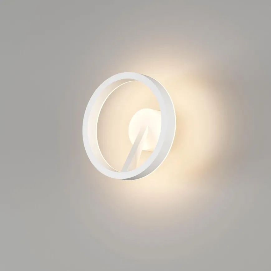Mind 220 vegglampe 9W 2700 Kelvin RA90 dimbar