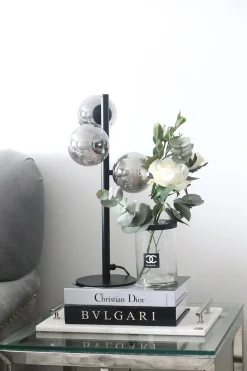 Molekyl bordlampe