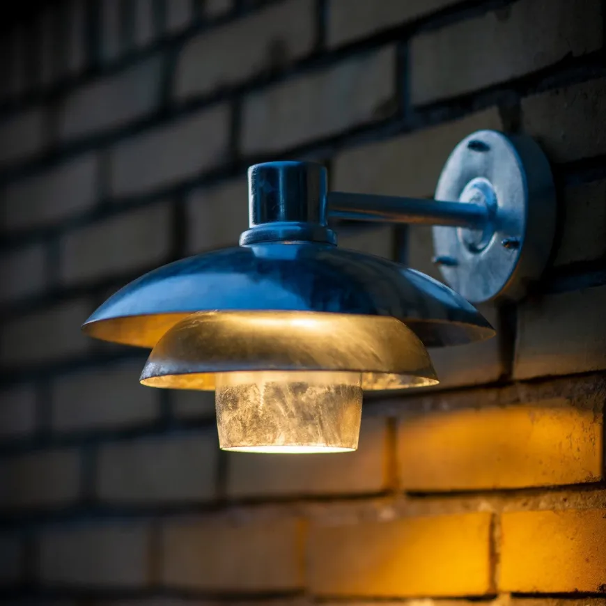 Morph D24 utendørs vegglampe IP44