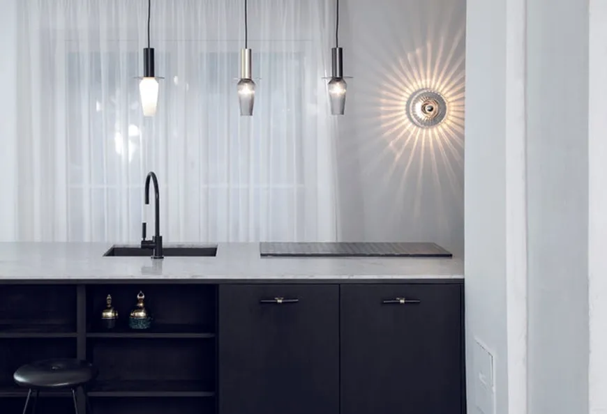 New Wave Optic 26 Wall Lamp - Klar