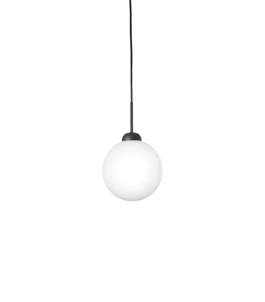Nuura Apiales 1 taklampe - Satin svart/ opal