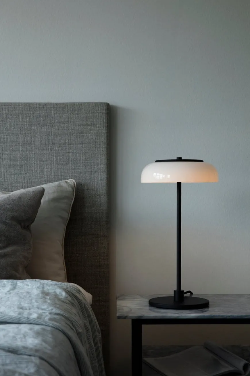 Nuura Blossi bordlampe - svart