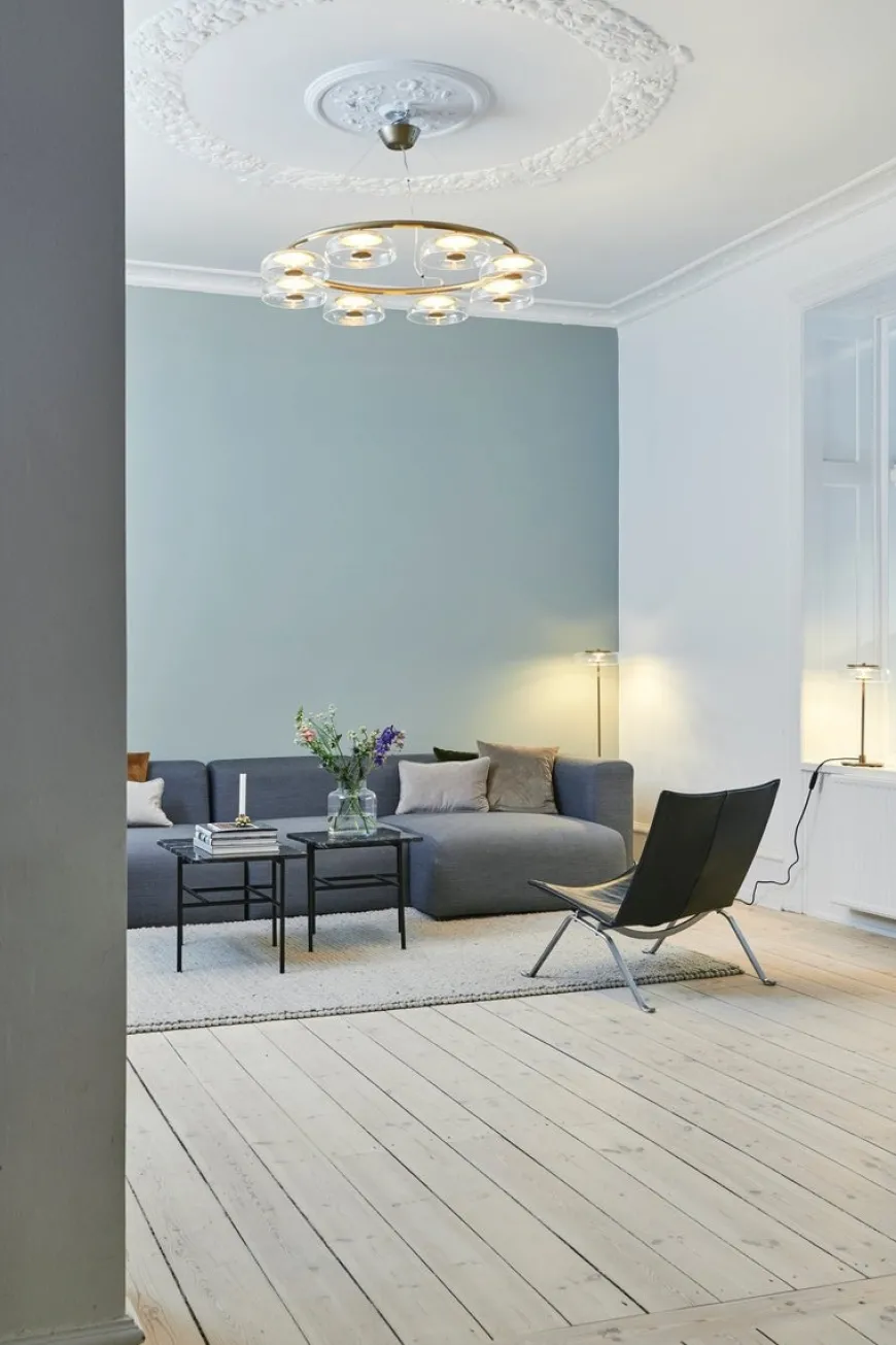 Nuura Blossi gulvlampe Nordic Gold