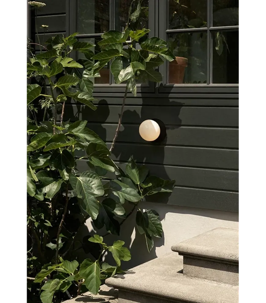 Nuura Liila 1 utendørslampe