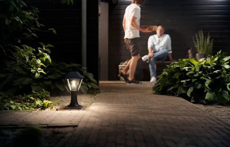 Philips myGarden Alpenglow portstolpe utendørs IP44 - Svart