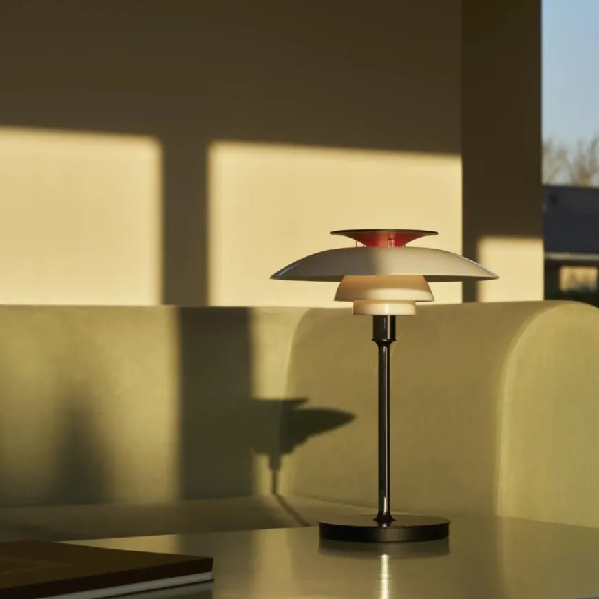PH 80 oppladbar bordlampe H31