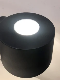 Pionex gulvlampe - Svart/Gullfarget