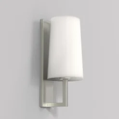 Riva 350 vegglampe baderom IP44 med glass skjerm