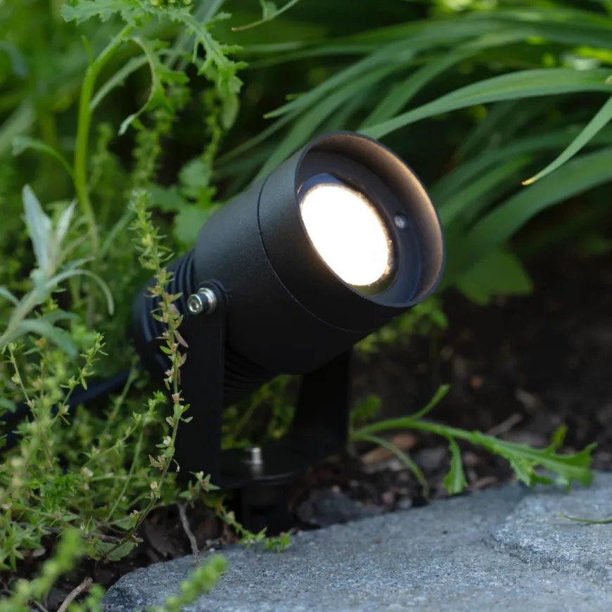 Spot 15w - Garden 24 - Svart
