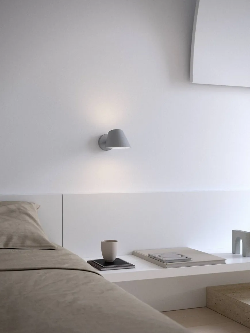 Stay vegglampe - Grå