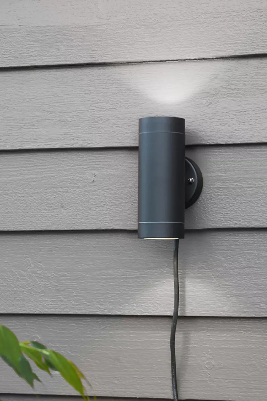 Sylinder vegglampe Svart - Garden 24 - Svart