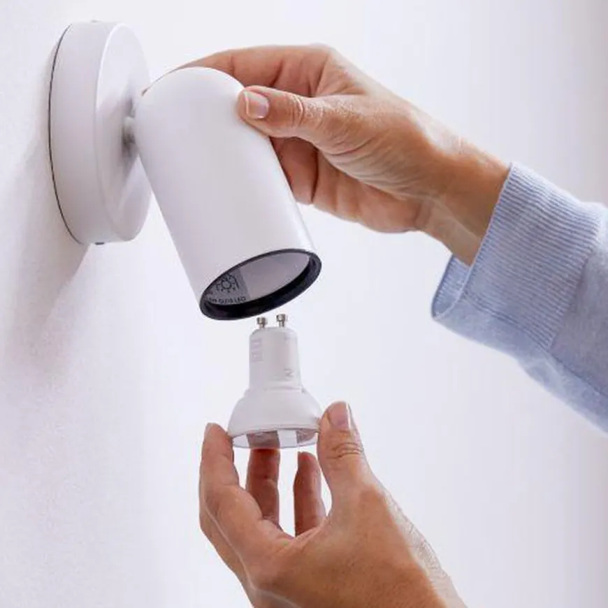 WiZ GU10 Lyspære 4,9W Wifi - Justerbar fargetemperatur 2700-6500 Kelvin