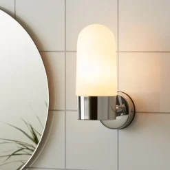 Zen vegglampe IP44 - Krom/opalhvit - Krom / Opal