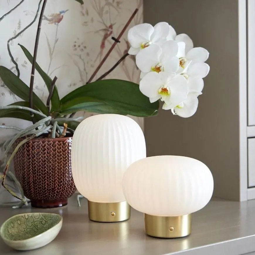 Zoe bordlampe - Oppladbar